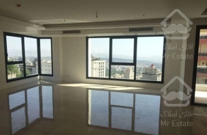 آپارتنان ۳۰۳ متر تاپ لوکیشن