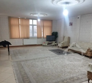 فروش واحد تفکیکی ۱۳۱متری سه خواب شهر بهارستان
