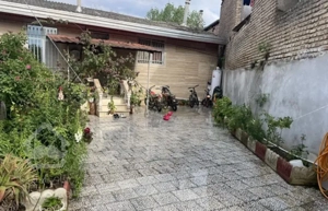 ۴۰۰متر منزل مسکونی با قیمت عالی