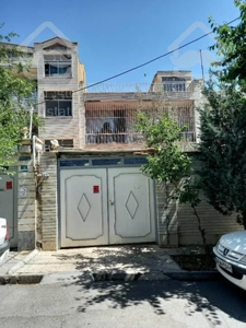 فروش ۲۴۰ متر بنا / ۱۹۷ متر زمین جنوبی/۲طبقه