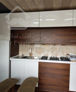 فروش آپارتمان نوساز 80 متری حیاط دار