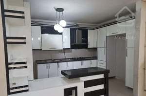 آپارتمان 105متری. سه خواب. سعدی شیراز شرقی