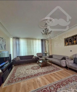 63متر/فول امکانات/نورگیر/خوش نقشه/گذرعریض