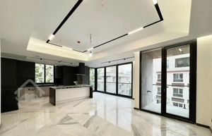 ۱۳۳ متر ۳ خوابه  شریعتی یخچال