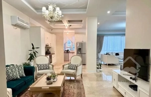 فروش آپارتمان ۲۰۰ متری فول امکانات