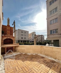 60متر لوکس با 20مترحیاط اختصاصی/تراسی برای زندگی