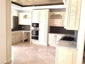 آپارتمان 235 متری نیاوران مرجان با 30 متر تراس