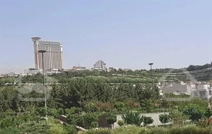 ۱۵۰ متر // سه خواب// تک واحدی