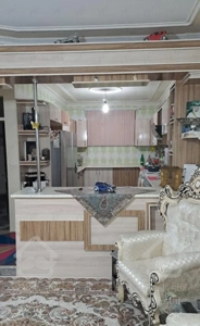 خانه دوطبقه در اناخاتون خیابان اصلی فروردین ۴