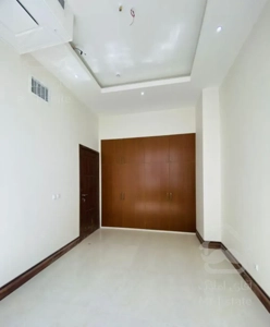 ۱۹۳متر شمالی حیاط ۳خواب فاز یک ۲پارکینگ