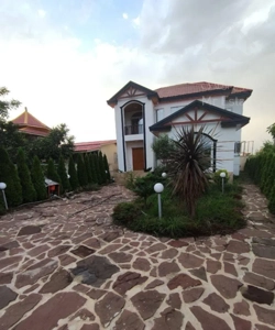 باغ ویلا مدرن/۶۰۰میلیون زیر قیمت/منطقه نور سنددار