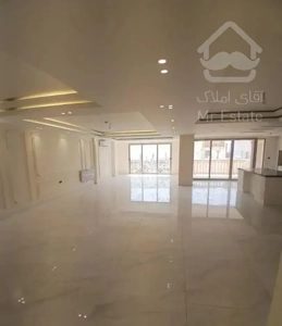 آپارتمان ۲۵۰متر حیاط اختصاصی/معالی‌آباد/ نوساز