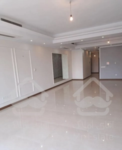 مرزداران ۷۰ متر فول طبقه چهارم تخلیه