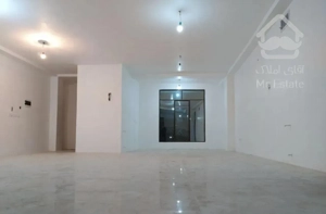 ۱۳۳ متر سه خواب.واقع در اسفند آباد