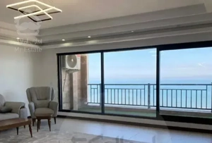 خط یک دریا*۱۵۰متر ۳ خواب*تراس کاربردی*