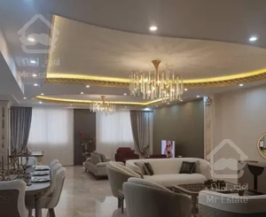 مسعود تیاری/۱۷۰متر/تک واحد/استخر دار/دریاچه چیتگر