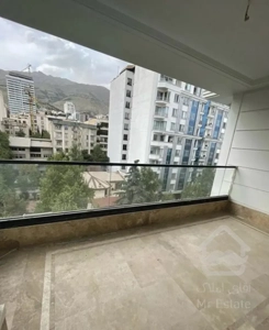 240 متر نوساز - تاپ لوکیشن - فول مشاعات - 3 مستر