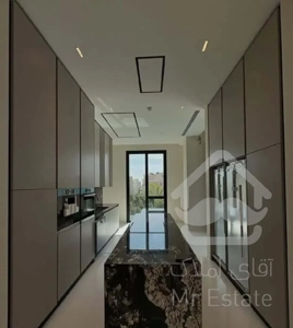 ۱۶۰متر اوایل دانش آموز ، مدرن ، تکواحدی ،صفر