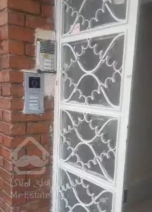 واحد ۴۵ متری واقع در کریمخان سنایی