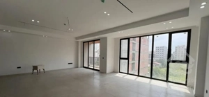 فروش واحد ۲۰۰متری با استخردار