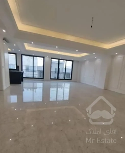 ۱۶۰ متر ۳خواب کلیدنخورده ۲پارکینگ سندی تاپ لوکیشن
