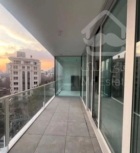 200متر لوکس و مدرن تراس قابل چیدمان ۲پارکینگ