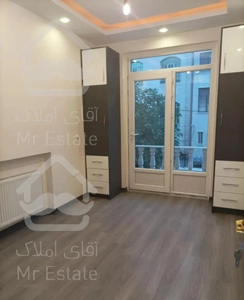 آپارتمان ۹۸ متری بازسازی کامل همایونشهر