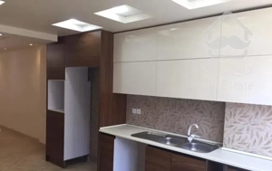 ۱۳۱متر ۳ خواب نیاوران اجاره