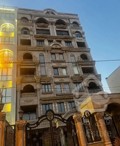 آپارتمان ۱۴۰ متری بلوار هزار - ۴ طبقه‌ تک واحدی