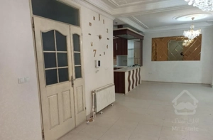 آپارتمان 182متر راه جدا کلا سه واحد