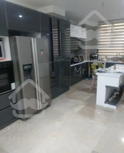 قیطریه ۱۸۰متر سه خوابه شیک