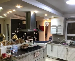 فرمانیه شرقی ۱۵۰ متر فروش آپارتمان