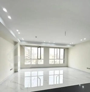 نیاوران/۹۰متر/غرق در نور