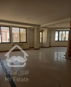 ۲۱۰ متر ۴ خوابه بلوار ارتش اراج