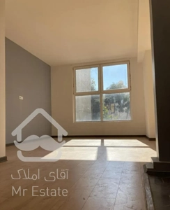 ۱۶۷ متر  آفتابگیر  ۲ پارکینگ