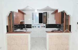 بهمنیار ۶۸ متر یک خواب با آسانسور ، آماده تخلیه