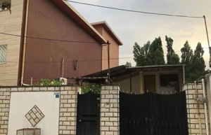 ویلا نیم پیلوت دو خواب در مرکز شهر نور