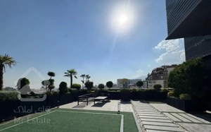 مدرن نوساز / برج باغ / ۳۳۰ متر / فول ترین / ۳P