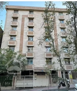 فروش آپارتمان ۱۴۱ متری ۳ خوابه در ونک