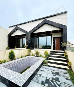 ویلا باغچه استخردارمدرن 158 متری شهرکی سند تک‌برگ