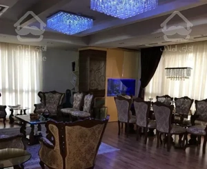 ۱۱۴متربهترین نقشه برج های آسمان، میدان دریاچه