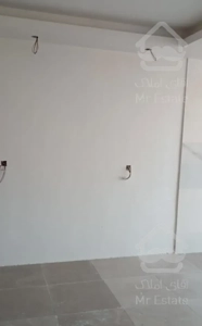 94 متری نگینی در جنوب فلکه اول صادقیه