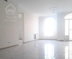 آپارتمان ۵۳متری/خوش نقشه/رو به آفتاب/بی همتا