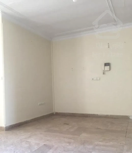 اجاره آپارتمان ۵۳ متری ۱ خوابه طبقه ۴ در میدان ۴۸