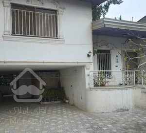 بابلسر شهرک ساحلی 305 متری دو کله مناسب آپارتمان.