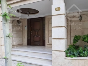 خرید آپارتمان سه خوابه 194 متری اباذر