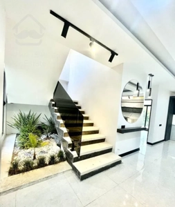 دوبلکس استخردار 300 متری ( سند شش دانگ )