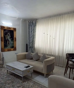 ۱۲۰متردوخواب/انتهای صیاد۵۰/طبقه سوم/پارکینگ دار