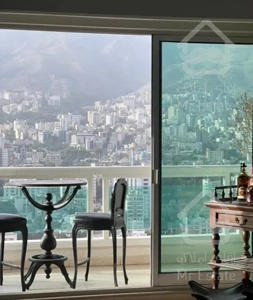 آپارتمان. ۱۹۰ متر ۳ خوابه در اندرزگو