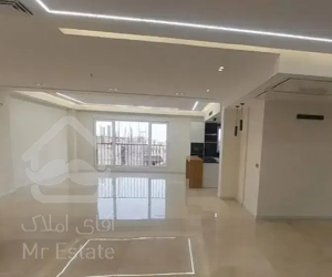 تاپ لوکیشن 220متر3خواب/ 2پارکنیگ سندی /بی نقص